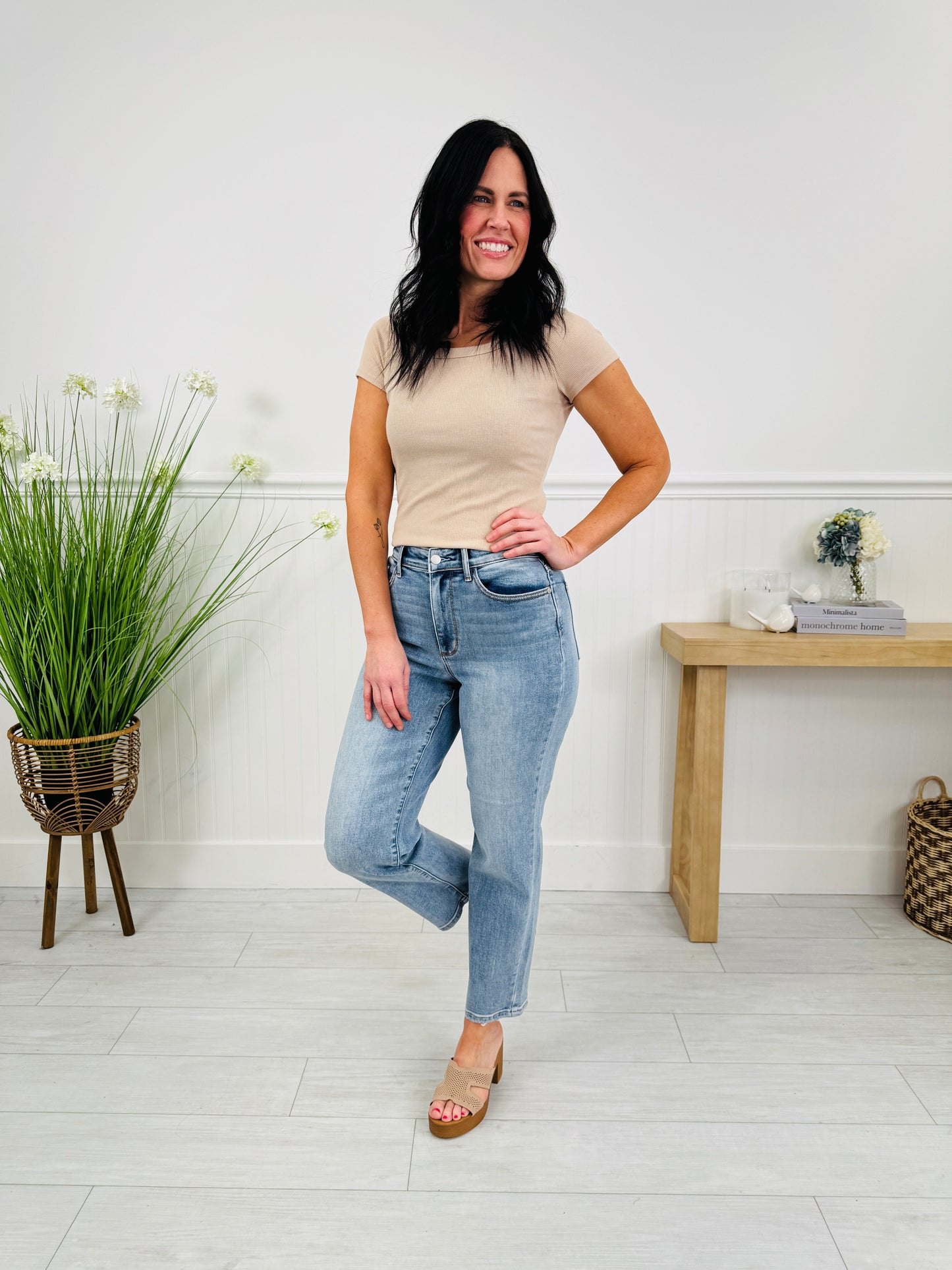 Judy Blue An Ankle Moment Ankle Straight Jeans