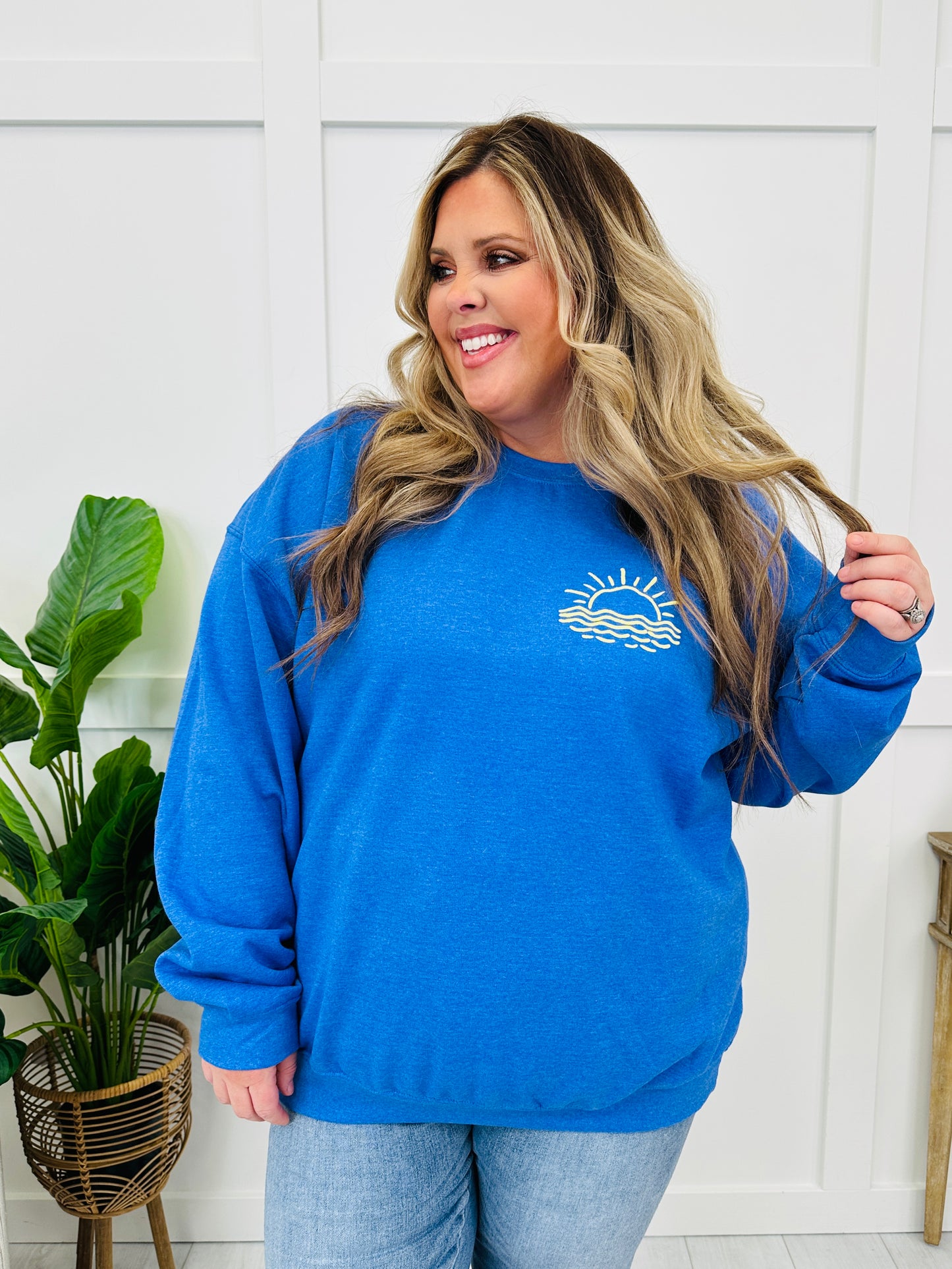 Travel Beach Repeat Graphic Crewneck Sweatshirt