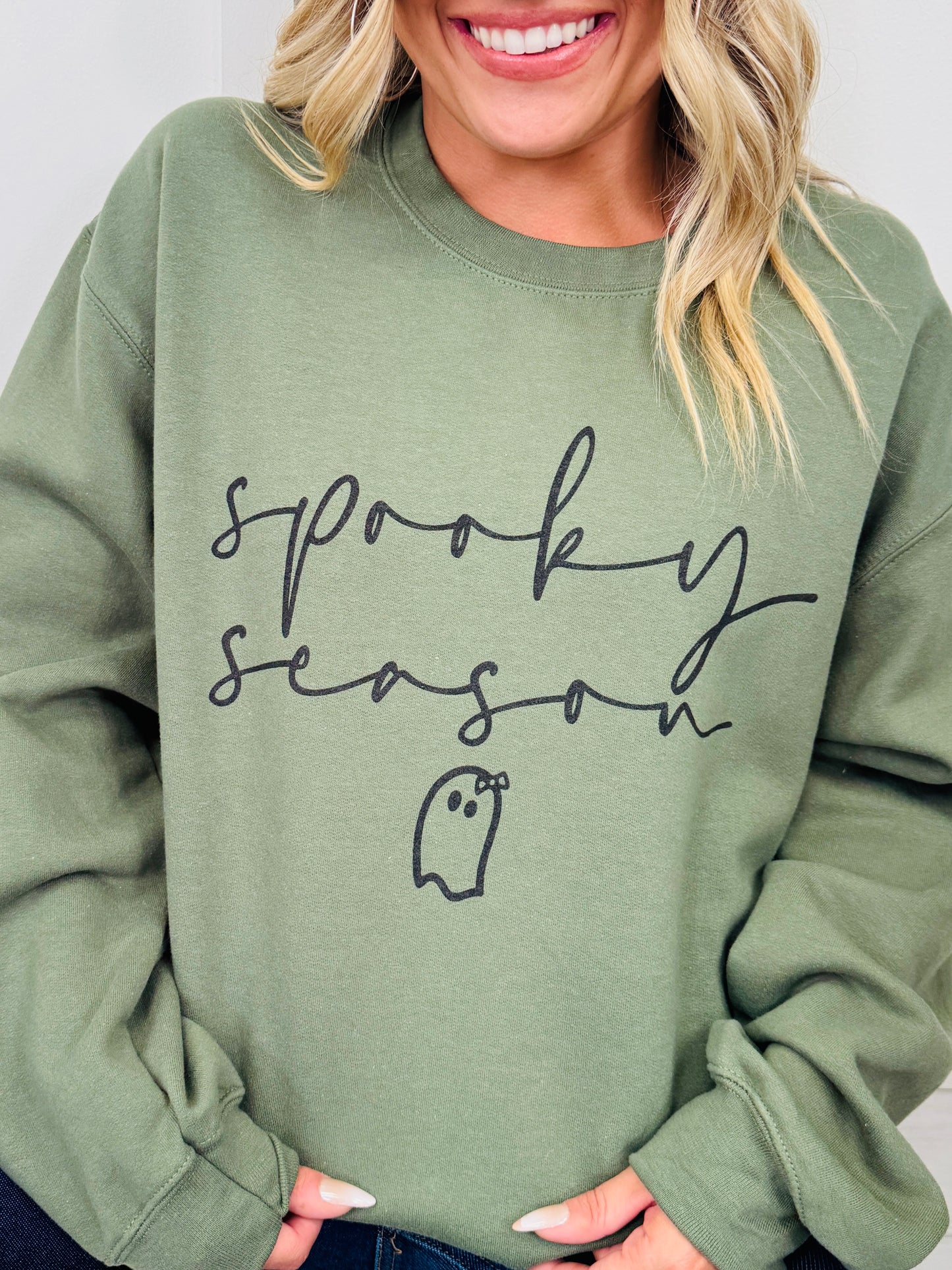 Spooky Season Graphic Crewneck Sweatshirt