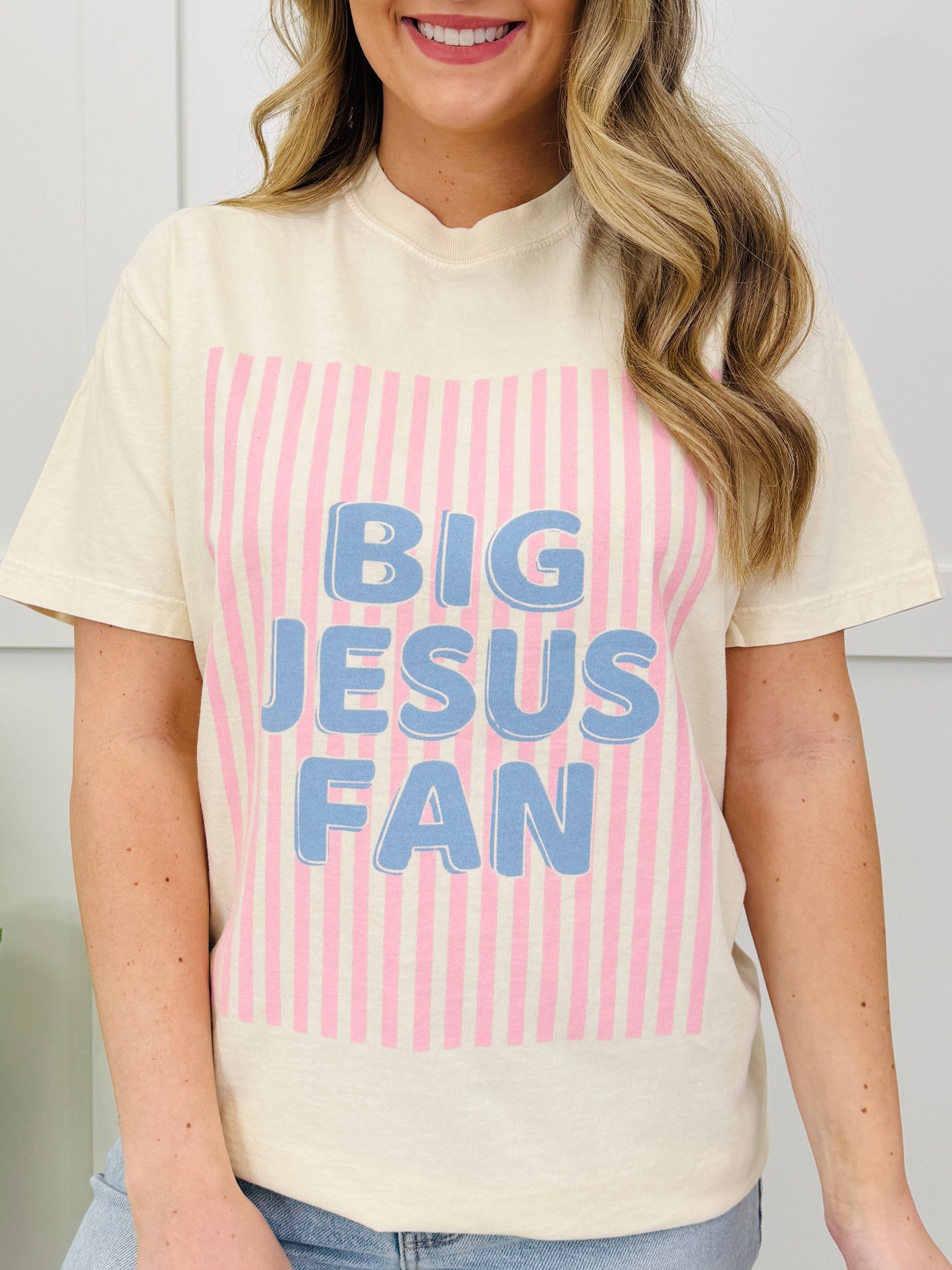 Big Jesus Fan Graphic Tee