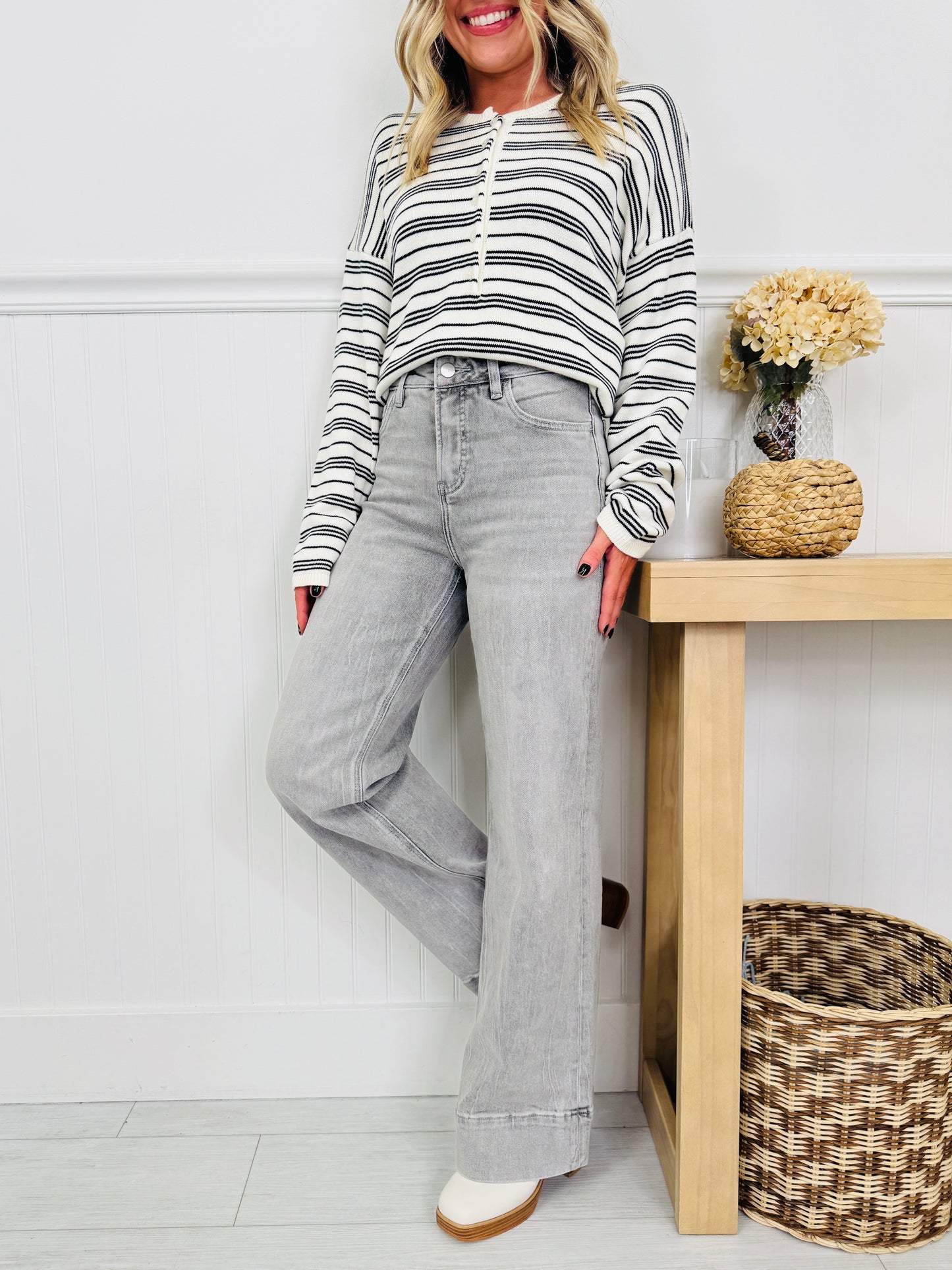 Grey Goals Tummy Control Wide Leg Jeans In Multiple Inseams