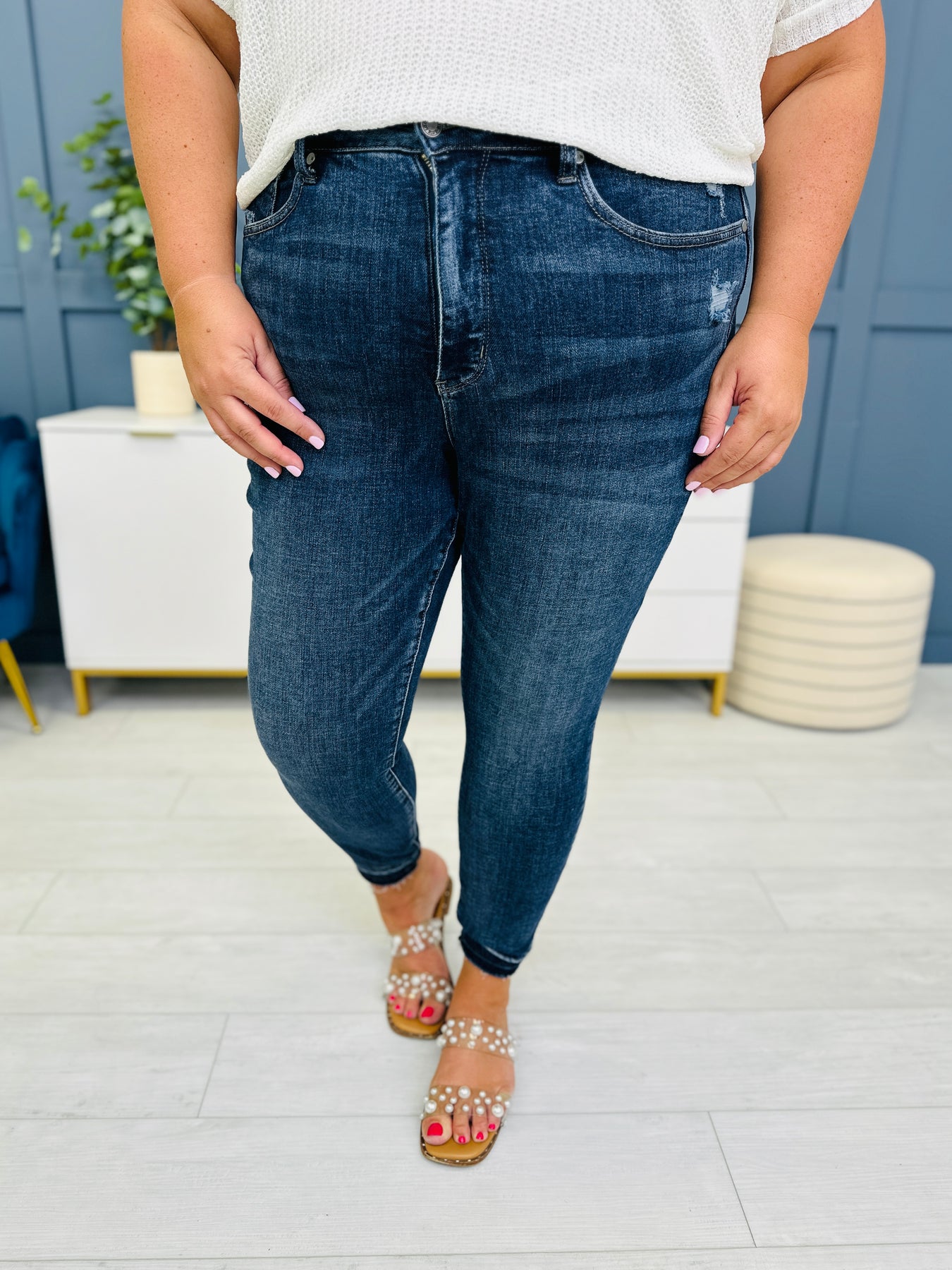 Judy Blue Reg/Curvy Total Infatuation Tummy Control Skinny Jeans