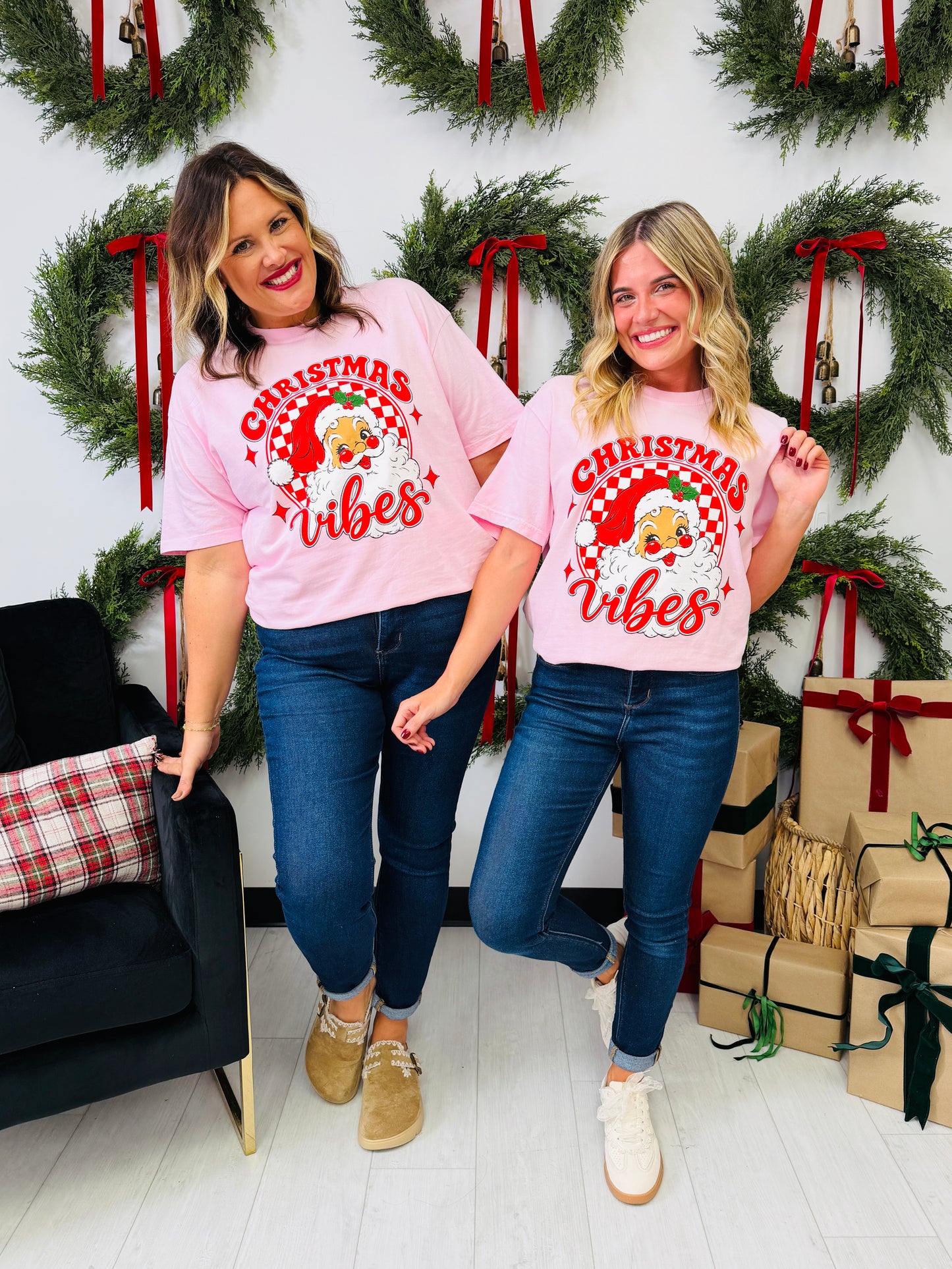 Christmas Vibes Graphic Tee