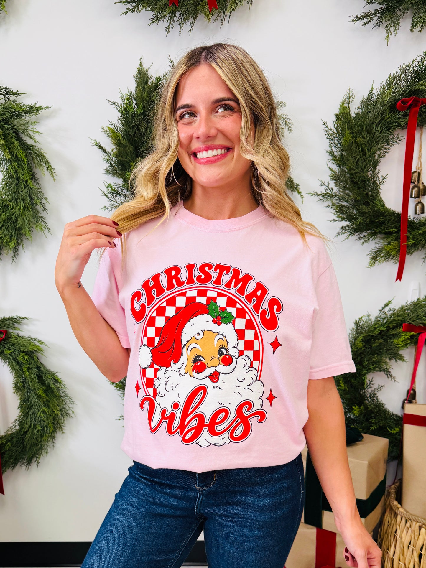 Christmas Vibes Graphic Tee