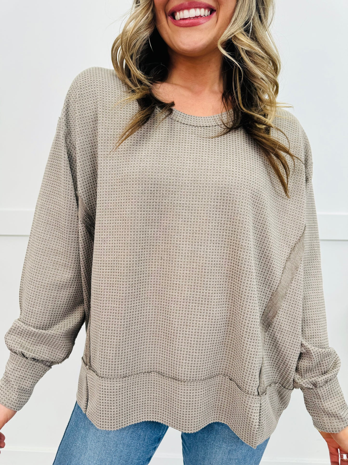 REG/CURVY Picture Perfect Pullover Top- Multiple Colors!