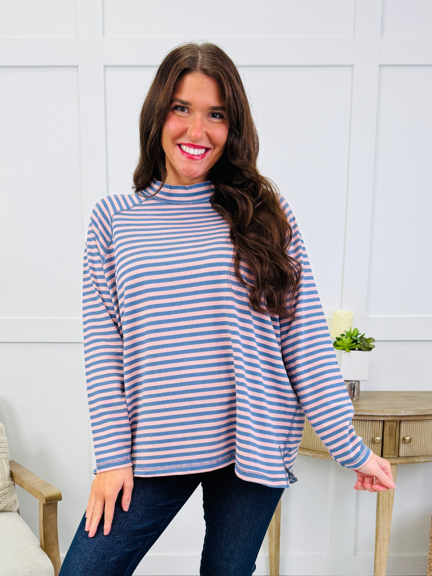 Good Days Top In Dusty Blue/Dusty Blush