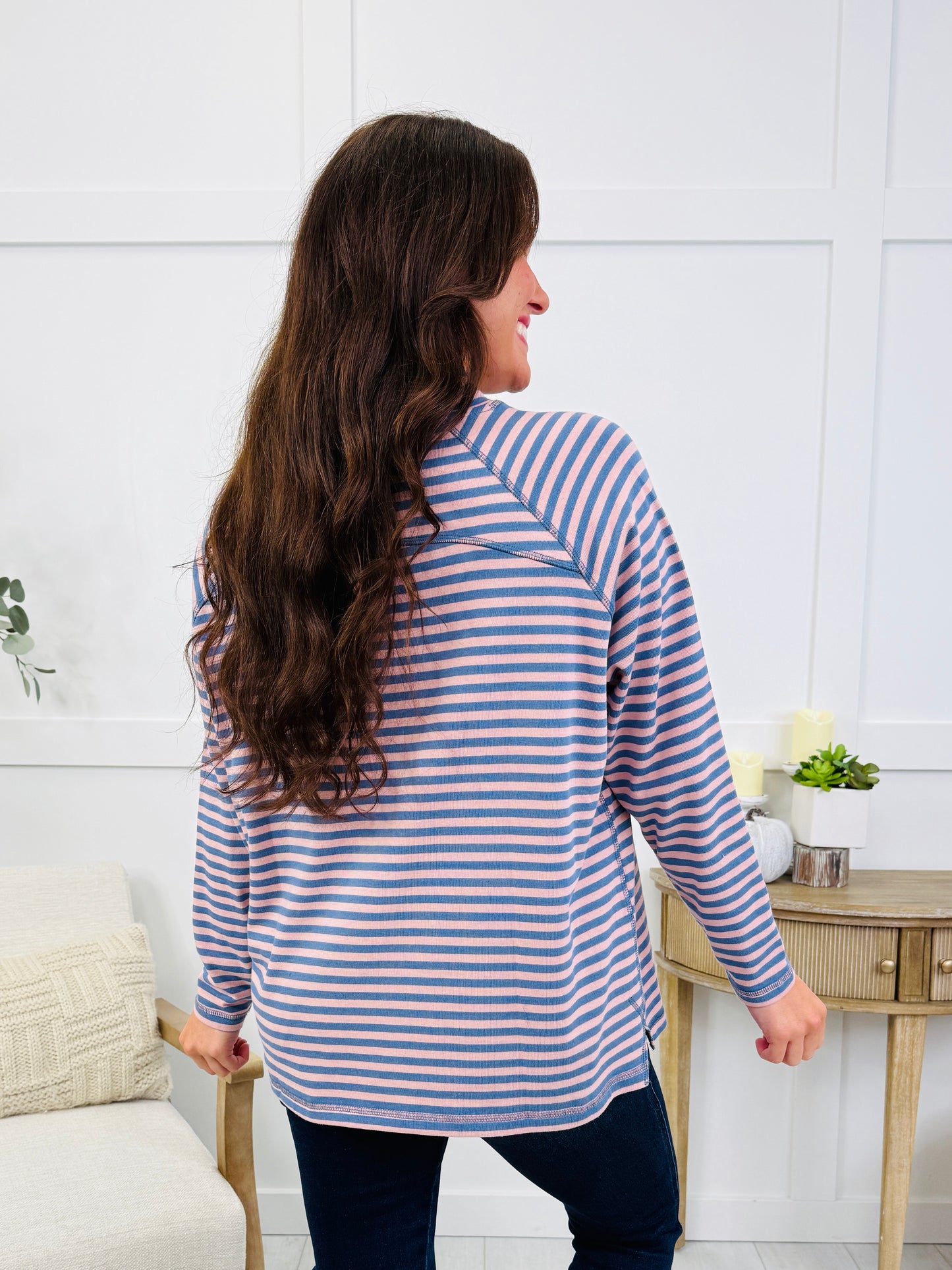 Good Days Top In Dusty Blue/Dusty Blush