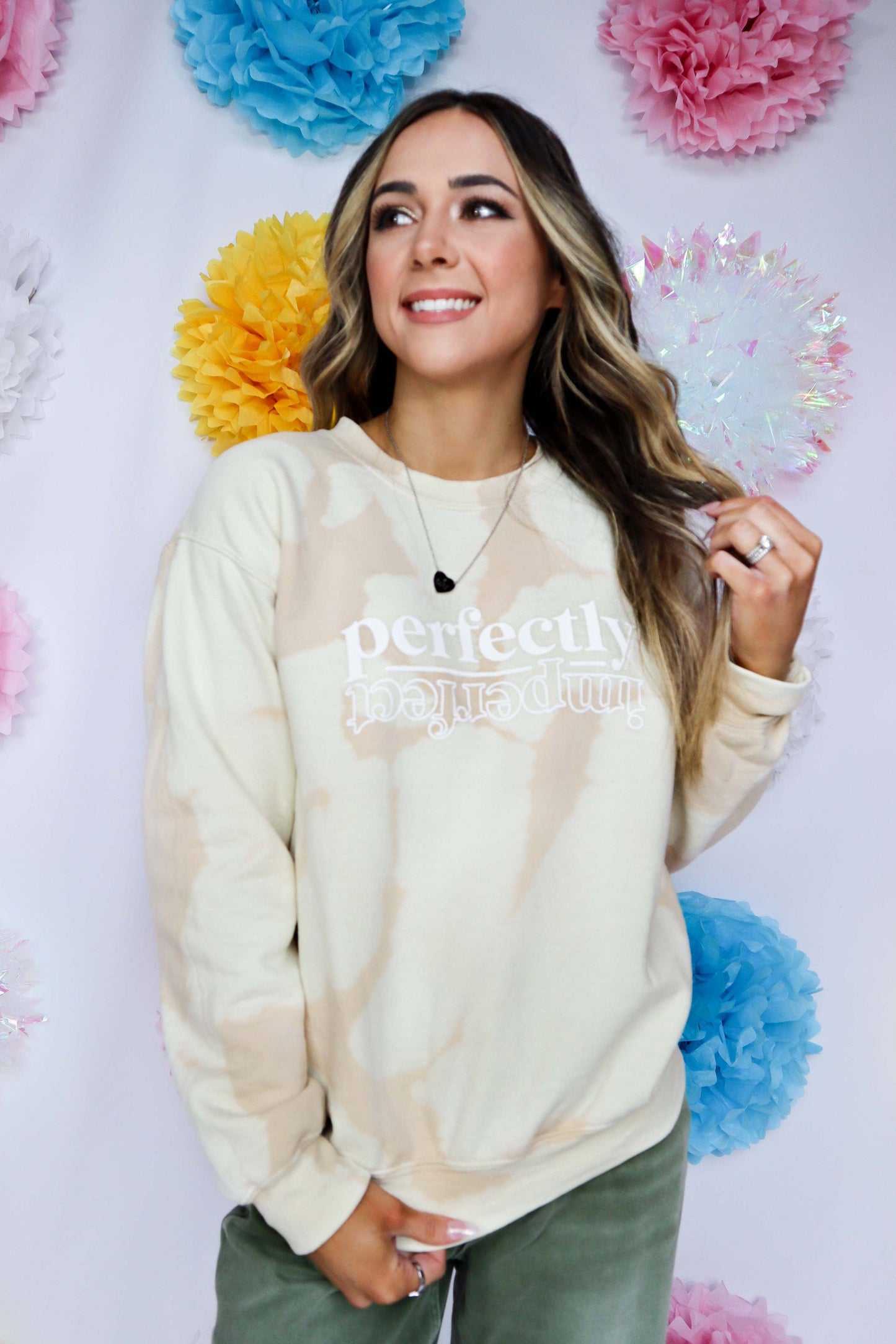 REG/CURVY Perfectly Imperfect Bomba Graphic Sweatshirt