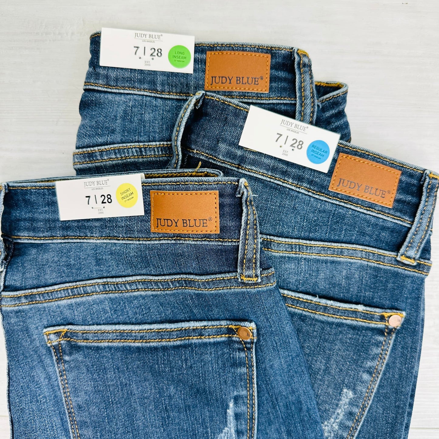 Restock! Judy Blue Mid Rise Plus/Reg Everyday Essential Relaxed Fit Jeans - Multiple Inseams!