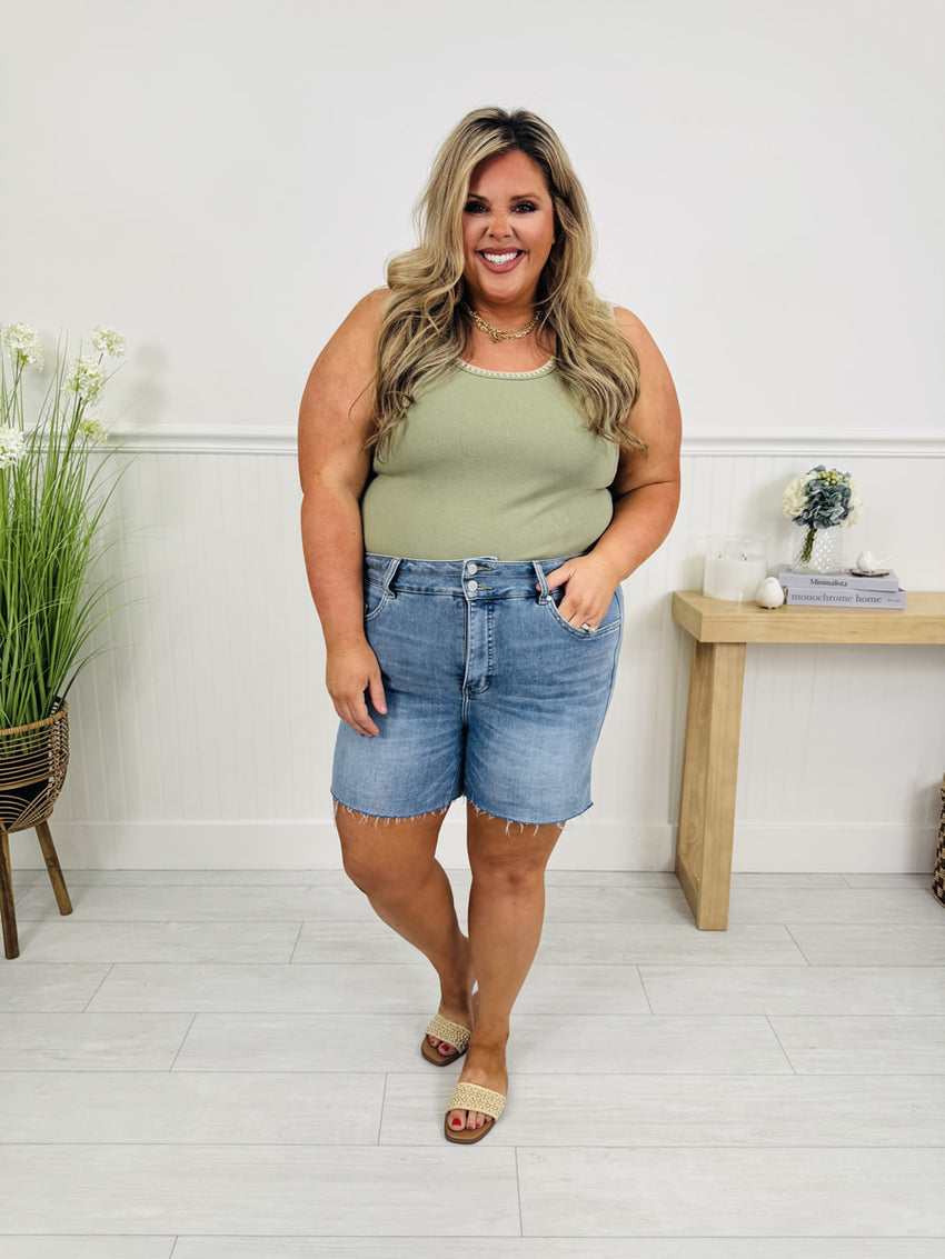 CURVY STYLES